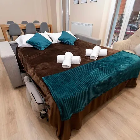 Espectacular Piso En Casco Historico-plaza Don Gutierre