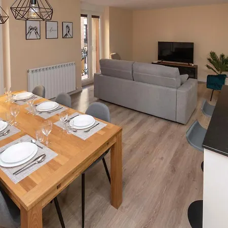 Espectacular Piso En Casco Historico-plaza Don Gutierre Daire