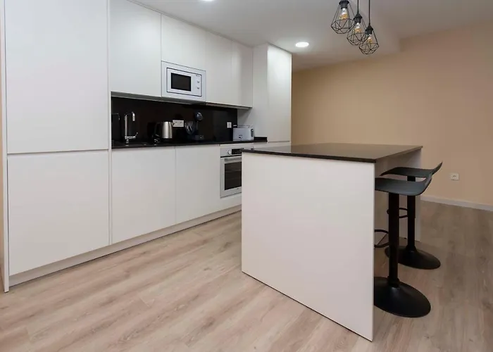 Espectacular Piso En Casco Historico-plaza Don Gutierre Apartment *