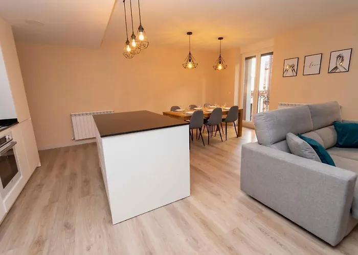 Espectacular Piso En Casco Historico-plaza Don Gutierre